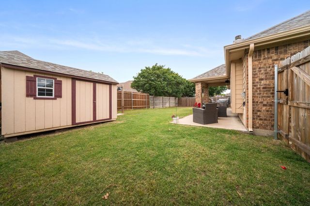 112 Sumac Drive, Waxahachie, TX 75165