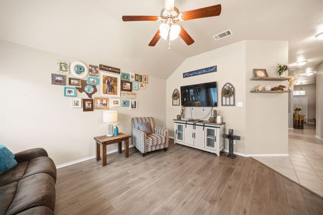 112 Sumac Drive, Waxahachie, TX 75165