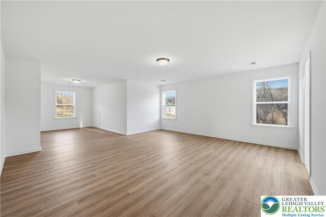 1510 Corkscrew Drive 3, Bushkill Twp, PA 18091