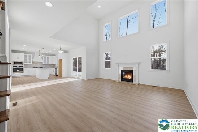 1510 Corkscrew Drive 3, Bushkill Twp, PA 18091