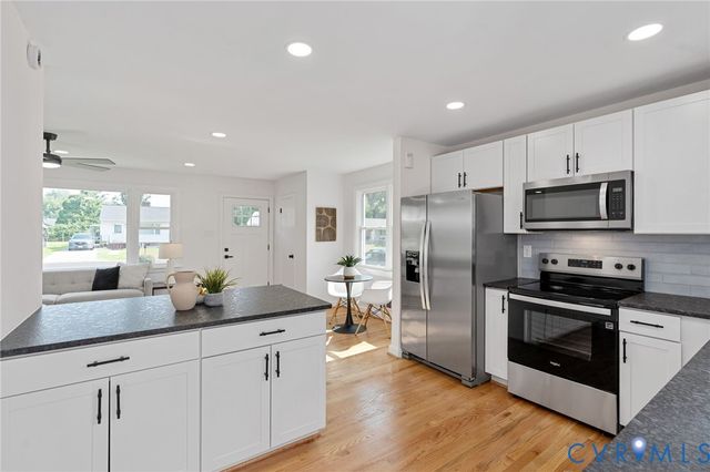 5701 Heywood Rd, Richmond, VA 23224
