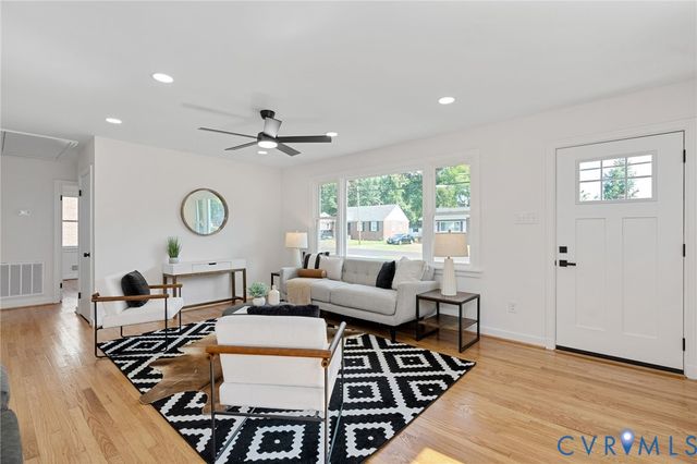 5701 Heywood Rd, Richmond, VA 23224