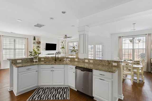 1422 Tannery Row, Johns Island, SC 29455