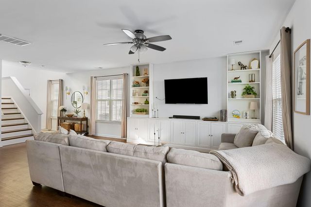 1422 Tannery Row, Johns Island, SC 29455