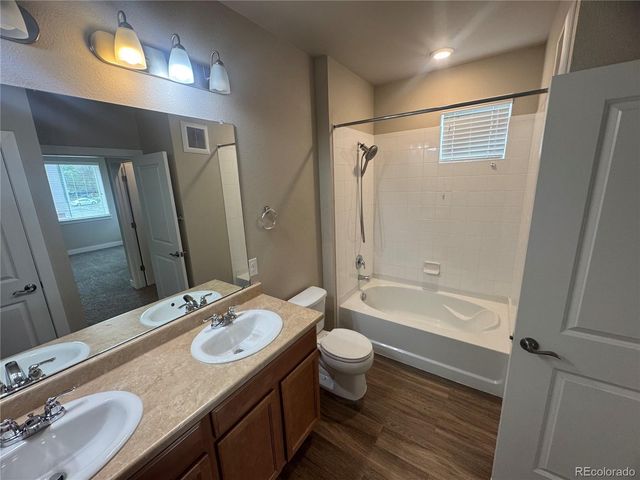 14331 E Tennessee Avenue 201, Aurora, CO 80012