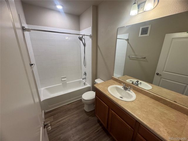 14331 E Tennessee Avenue 201, Aurora, CO 80012