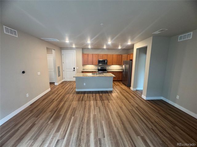 14331 E Tennessee Avenue 201, Aurora, CO 80012