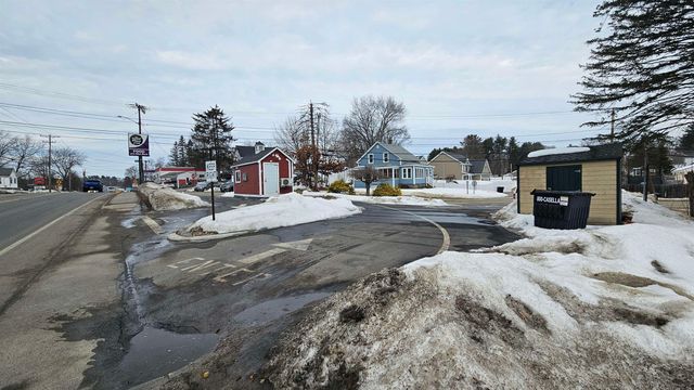 68 Lowell Road, Hudson, NH 03051