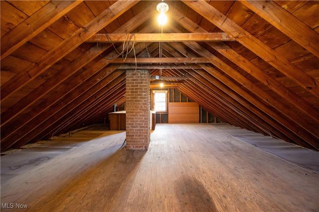 3797 Northwood Road, University Heights, OH 44118