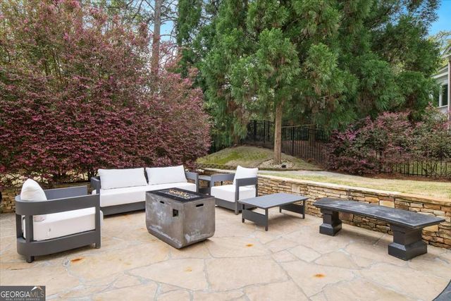 3 Old Paces Place NW, Atlanta, GA 30327