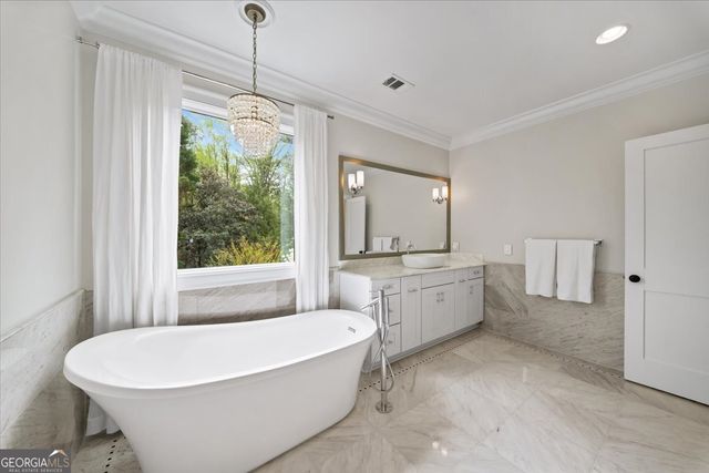 3 Old Paces Place NW, Atlanta, GA 30327