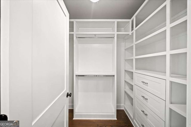 3 Old Paces Place NW, Atlanta, GA 30327