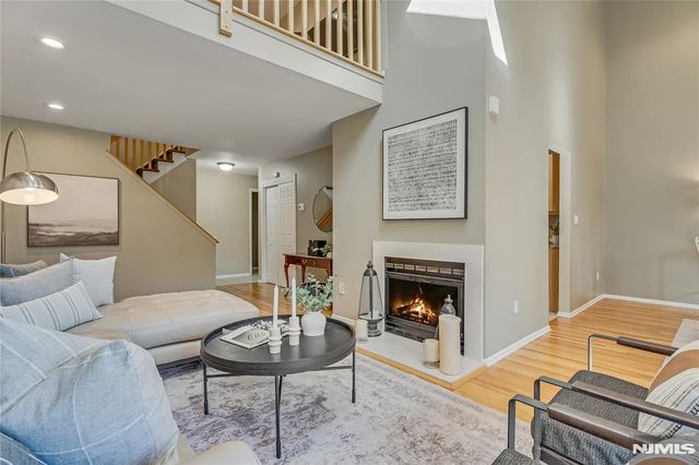 4 Currey Lane 223, West Orange, NJ 07052