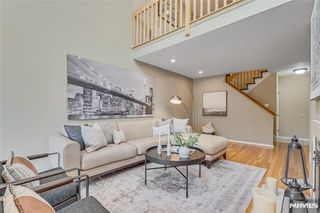 4 Currey Lane 223, West Orange, NJ 07052