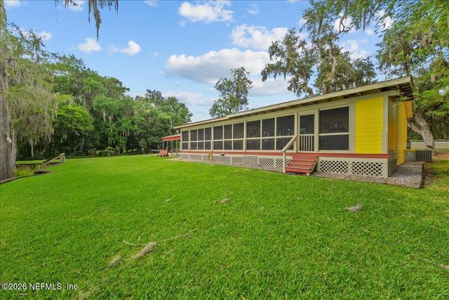 316 RIVIERA Drive, Crescent City, FL 32112