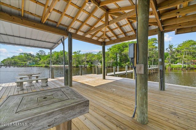 316 RIVIERA Drive, Crescent City, FL 32112