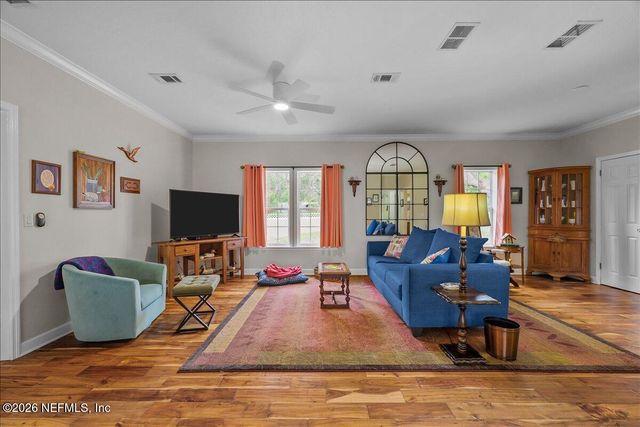 316 RIVIERA Drive, Crescent City, FL 32112