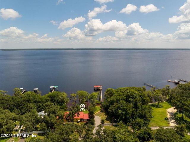 316 RIVIERA Drive, Crescent City, FL 32112
