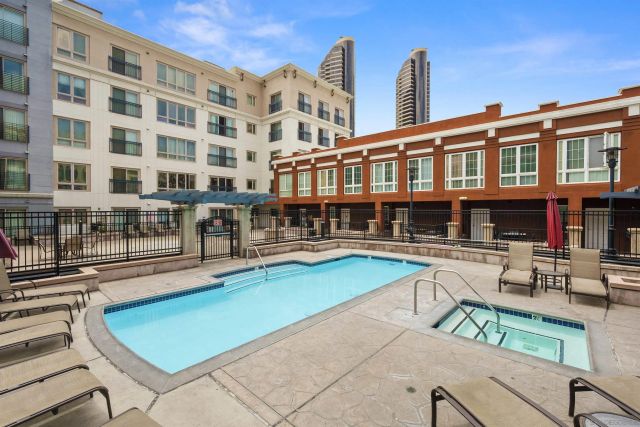 450 J Street 7071, San Diego, CA 92101