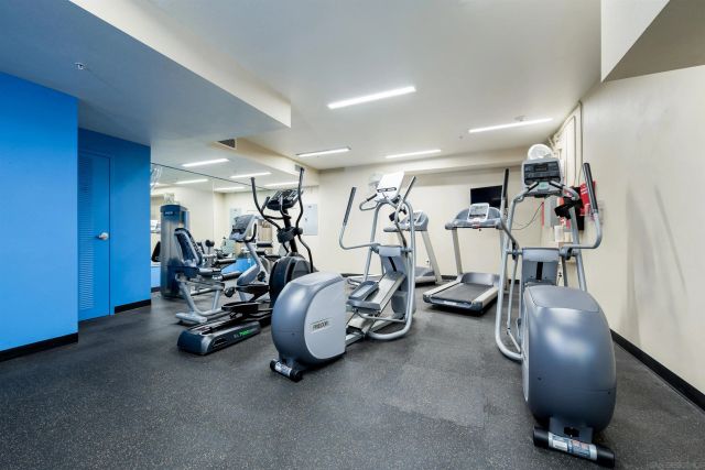 450 J Street 7071, San Diego, CA 92101