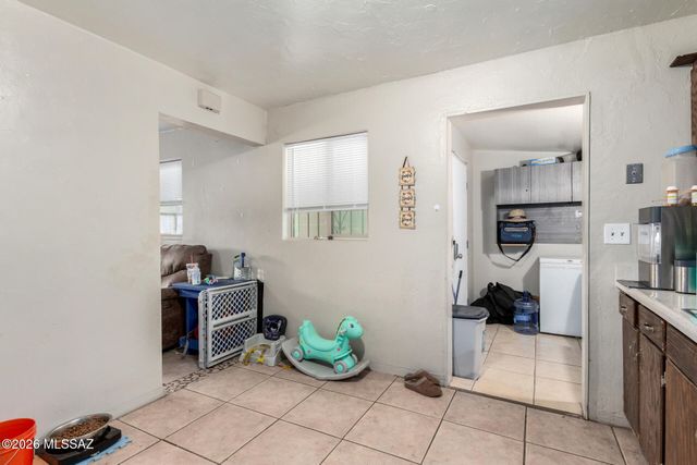 244 W Missouri Street, Tucson, AZ 85714