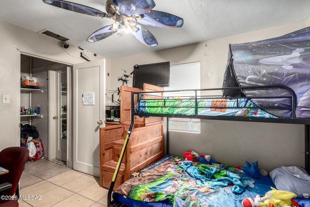 244 W Missouri Street, Tucson, AZ 85714