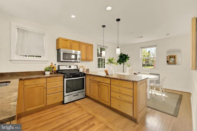 9409 WOODLAND DR, Silver Spring, MD 20910