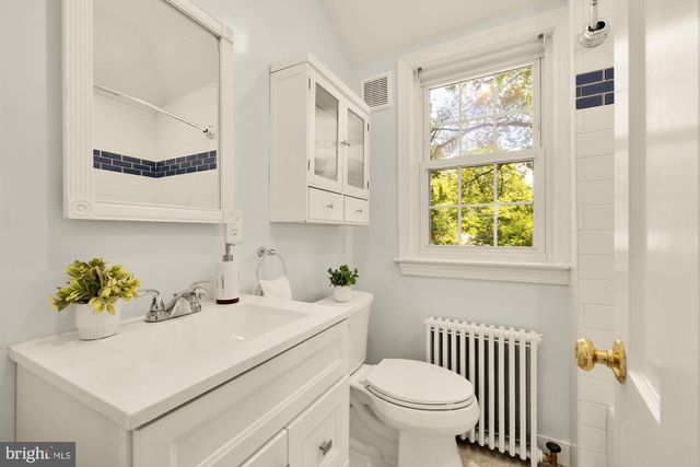 9409 WOODLAND DR, Silver Spring, MD 20910