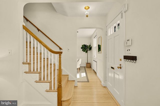 9409 WOODLAND DR, Silver Spring, MD 20910