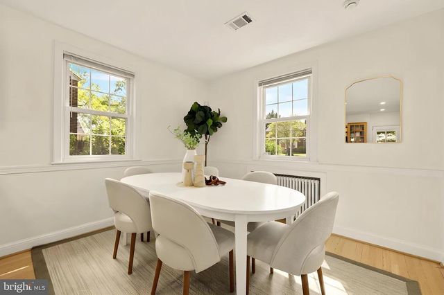 9409 WOODLAND DR, Silver Spring, MD 20910