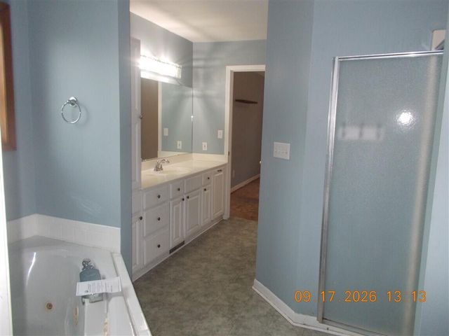 1552 Dazarow Drive, Monroe, MI 48162