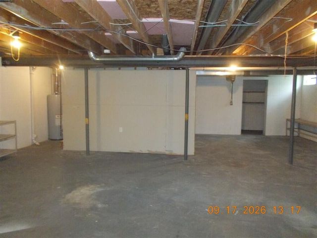 1552 Dazarow Drive, Monroe, MI 48162