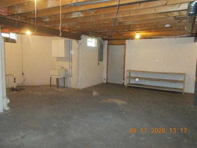 1552 Dazarow Drive, Monroe, MI 48162