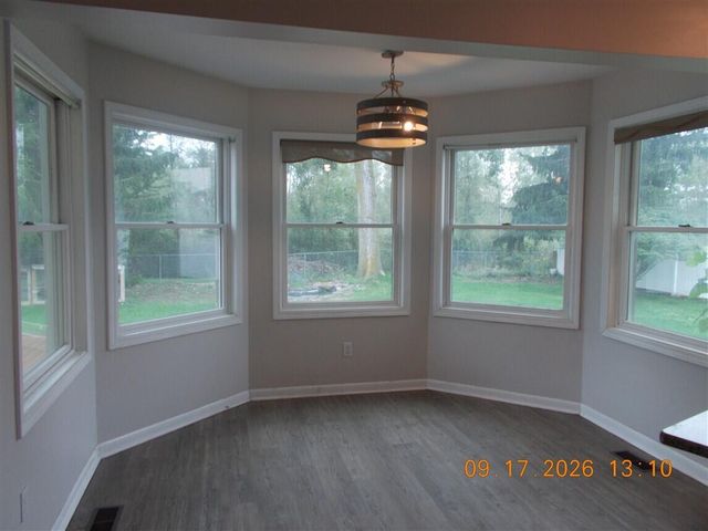 1552 Dazarow Drive, Monroe, MI 48162