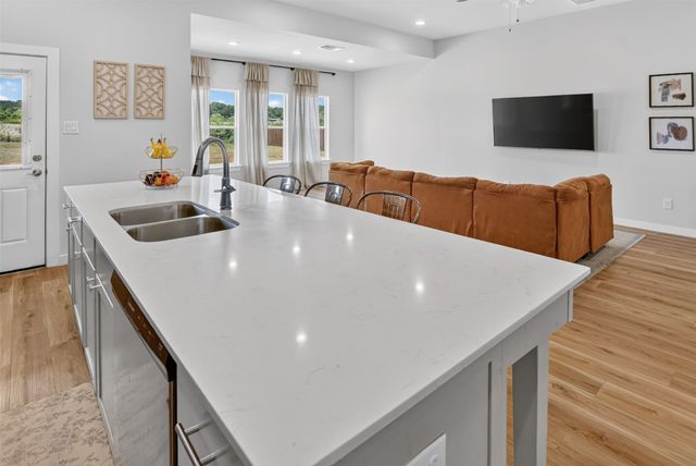 7206 Treaty Oaks Boulevard, Granbury, TX 76048