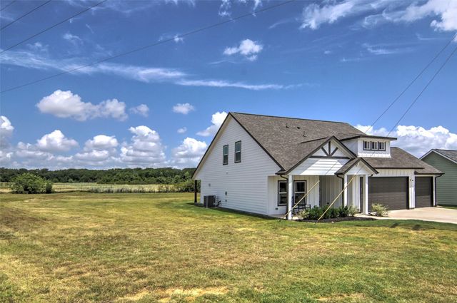 7206 Treaty Oaks Boulevard, Granbury, TX 76048