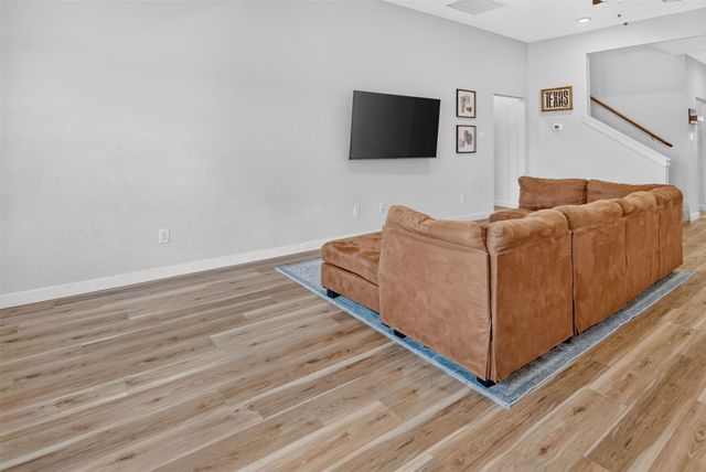 7206 Treaty Oaks Boulevard, Granbury, TX 76048