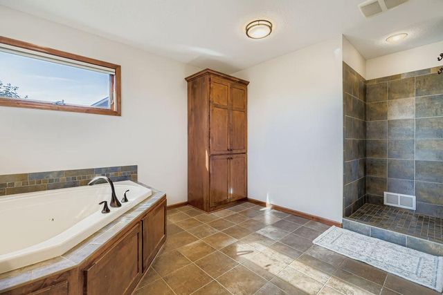 3941 Obrien Court SW, Prior Lake, MN 55372