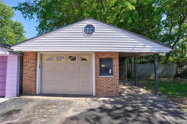 2817 Yale Street, Flint, MI 48503