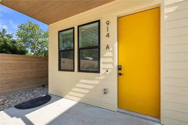 914 Taulbee LN A, Austin, TX 78757