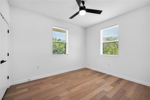 914 Taulbee LN A, Austin, TX 78757