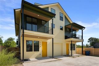 914 Taulbee LN A, Austin, TX 78757