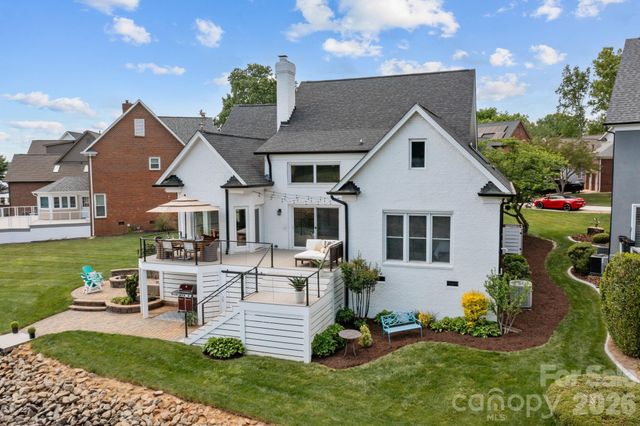 7322 Swansea Lane, Cornelius, NC 28031