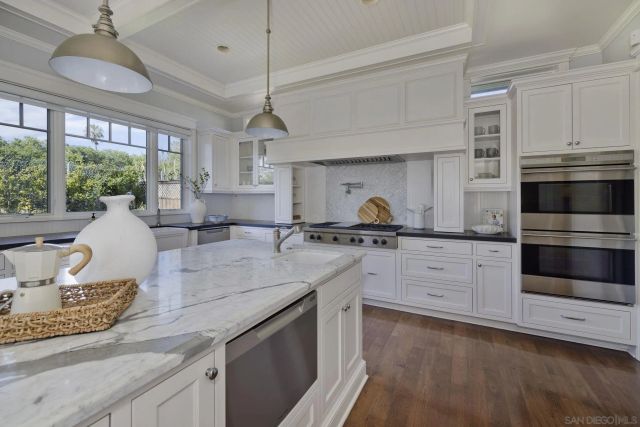 740 Coronado Ave, Coronado, CA 92118