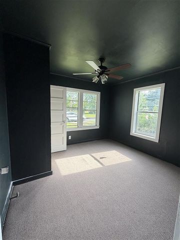 837 Live Oak Street, Westlake, LA 70669