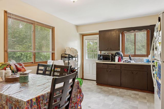 501 Shadyside Circle, Hopkins, MN 55343