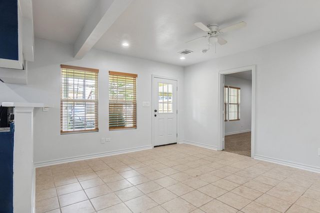 4505 Cochran Street, Houston, TX 77009