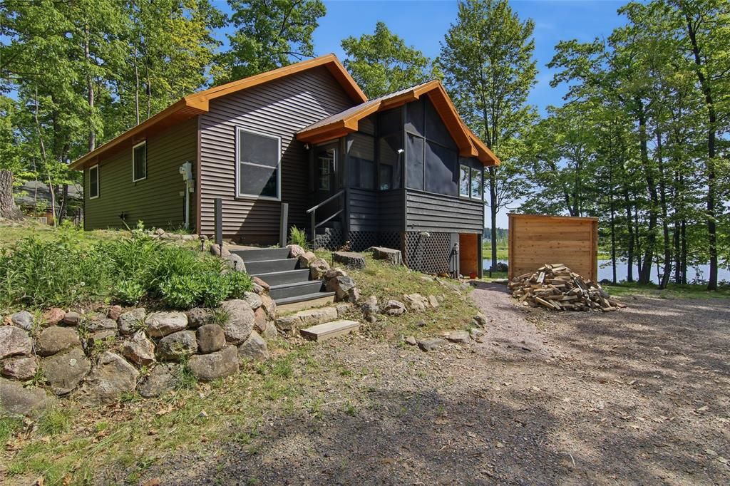 9826 Raven Lane, Hayward, WI 54843