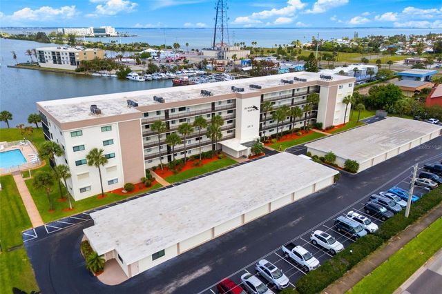 3873 S BANANA RIVER BOULEVARD 103, Cocoa Beach, FL 32931