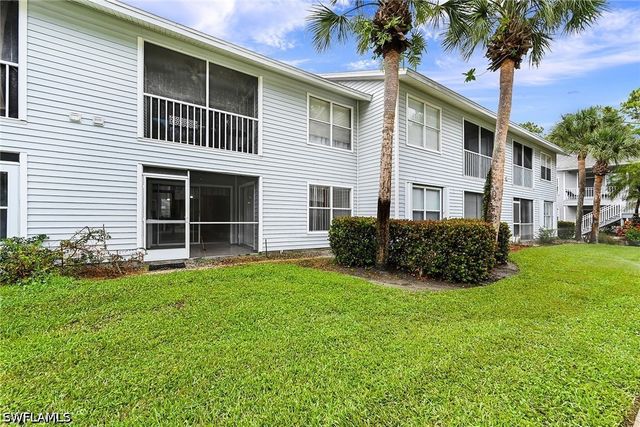 1933 Courtyard WAY D-103, Naples, FL 34112